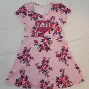 Girls dress